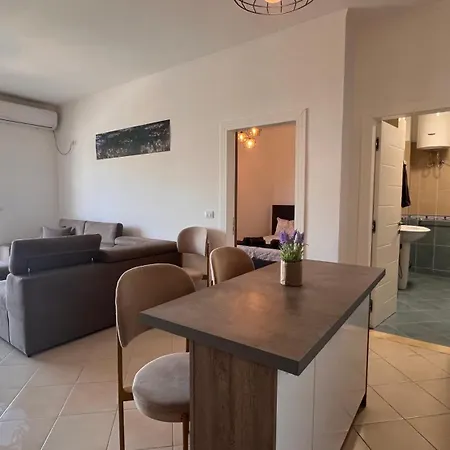 Garden Apartment